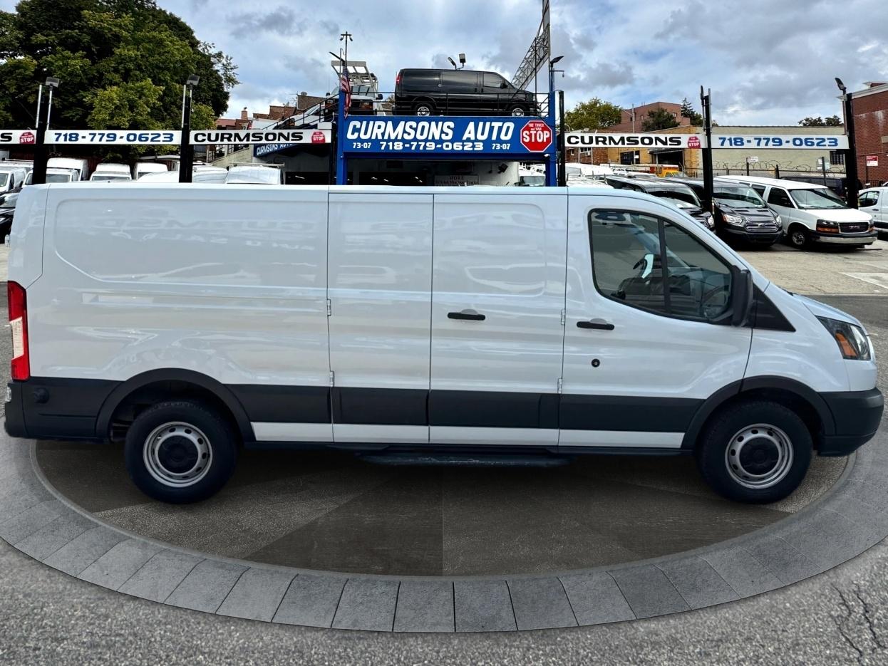 Ford Transit Van T-150 148" Low Rf 8600 GVWR Swing-Out RH Dr 2017