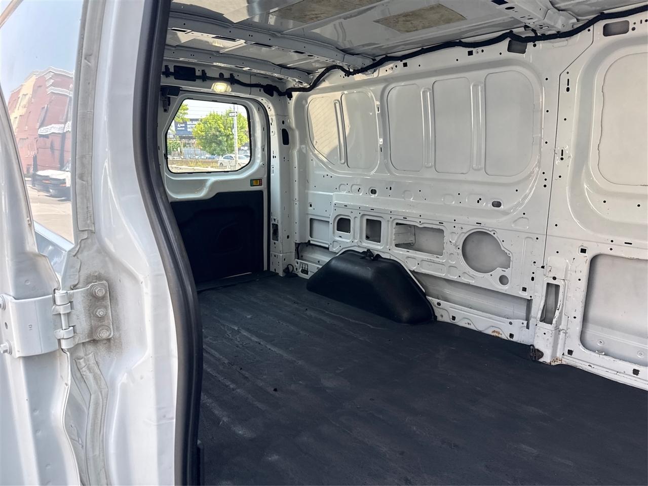 Ford Transit Van T-150 148" Low Rf 8600 GVWR Swing-Out RH Dr 2017