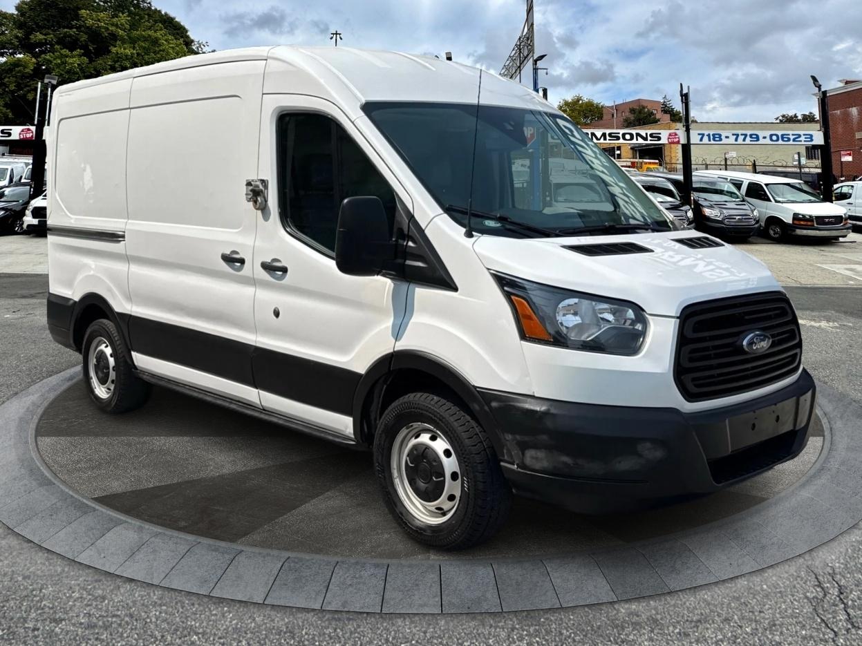 2019 Ford Transit Van T-150 130" Med Rf 8600 GVWR Sliding RH Dr