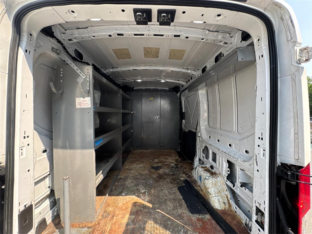 Ford Transit Van T-150 130" Med Rf 8600 GVWR Sliding RH Dr 2019
