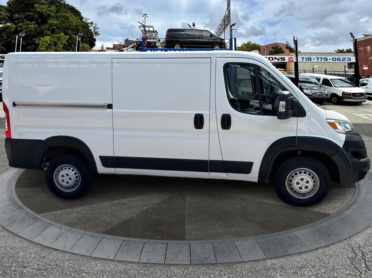 RAM ProMaster Cargo Van Tradesman 2500 Low Roof 136" WB w/Pass Seat 2025