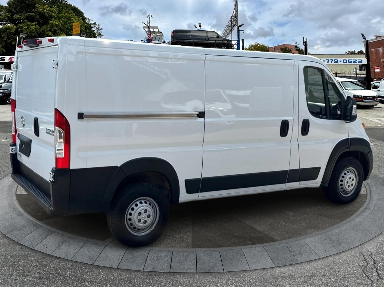 RAM ProMaster Cargo Van Tradesman 2500 Low Roof 136" WB w/Pass Seat 2025