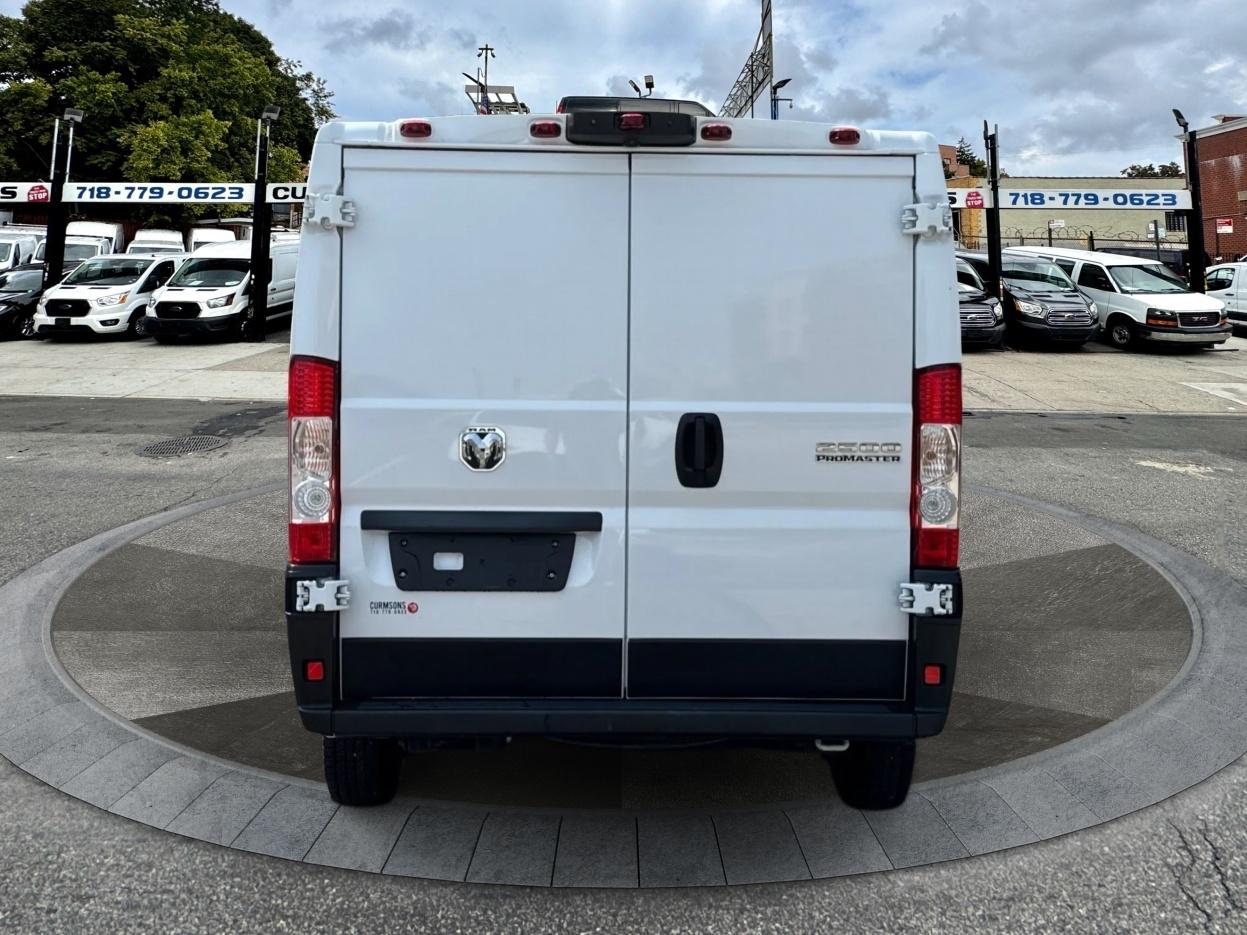RAM ProMaster Cargo Van Tradesman 2500 Low Roof 136" WB w/Pass Seat 2025