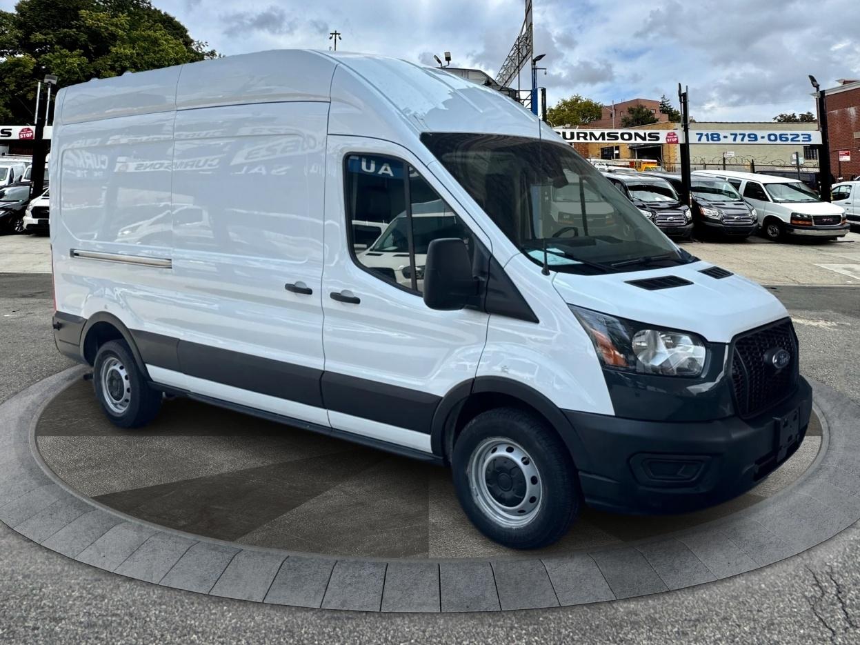 2022 Ford Transit Cargo Van T-250 148" Hi Rf 9070 GVWR RWD