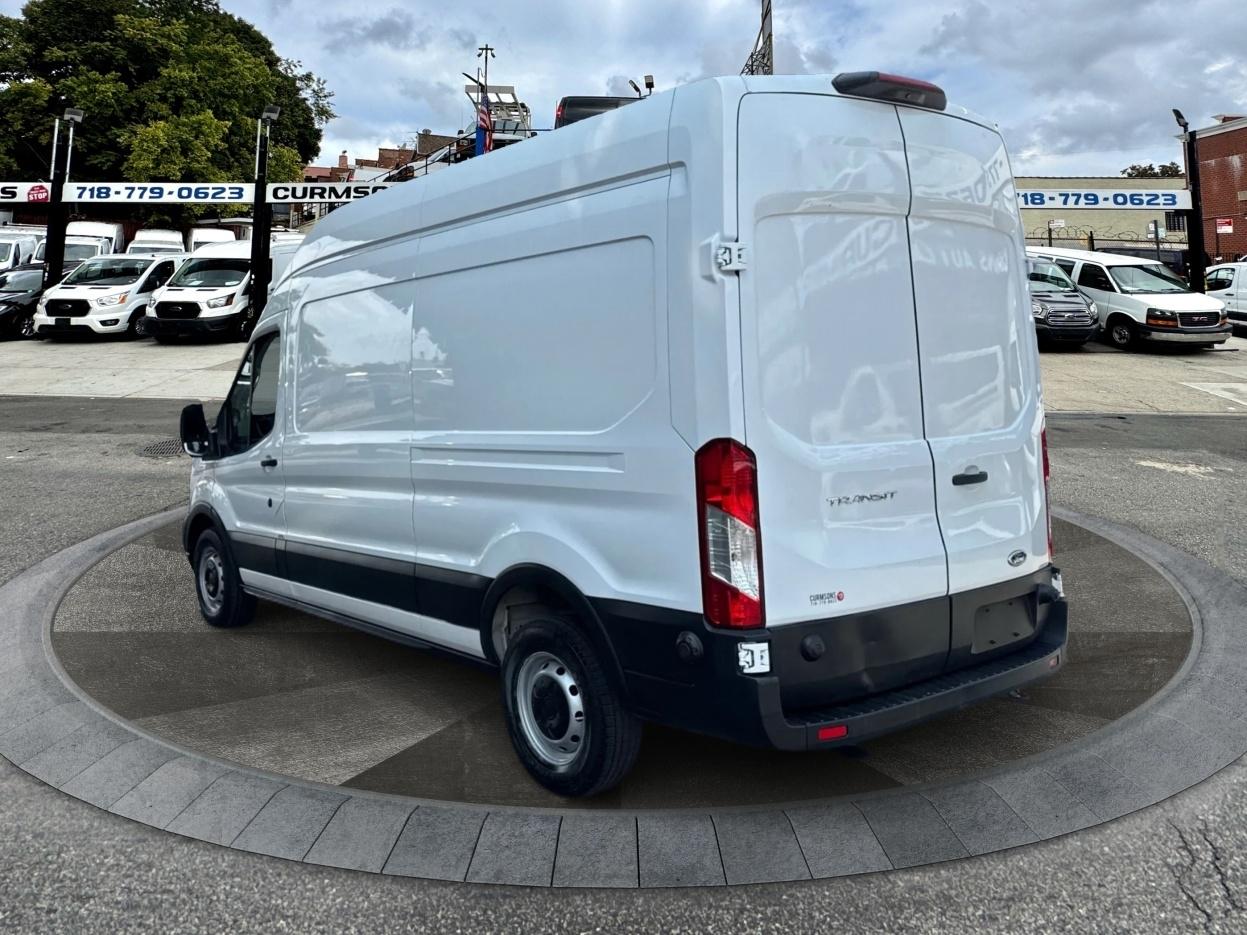 Ford Transit Cargo Van T-250 148" Hi Rf 9070 GVWR RWD 2022