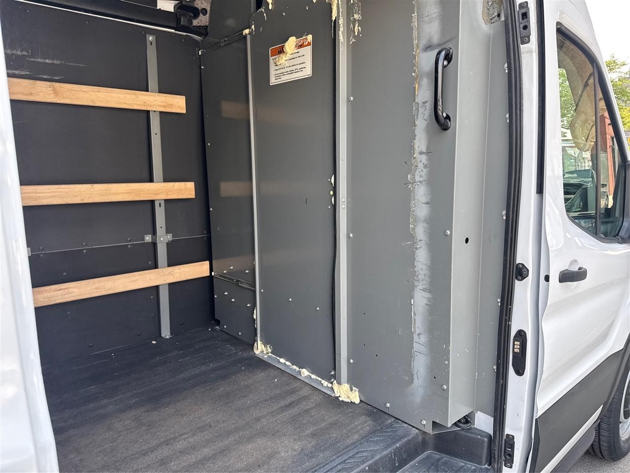 Ford Transit Cargo Van T-250 148" Hi Rf 9070 GVWR RWD 2022