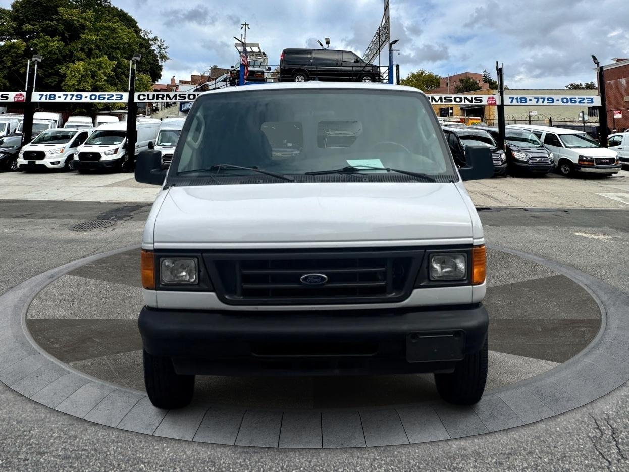 Ford Econoline Wagon E-350 Super Duty XL 2005