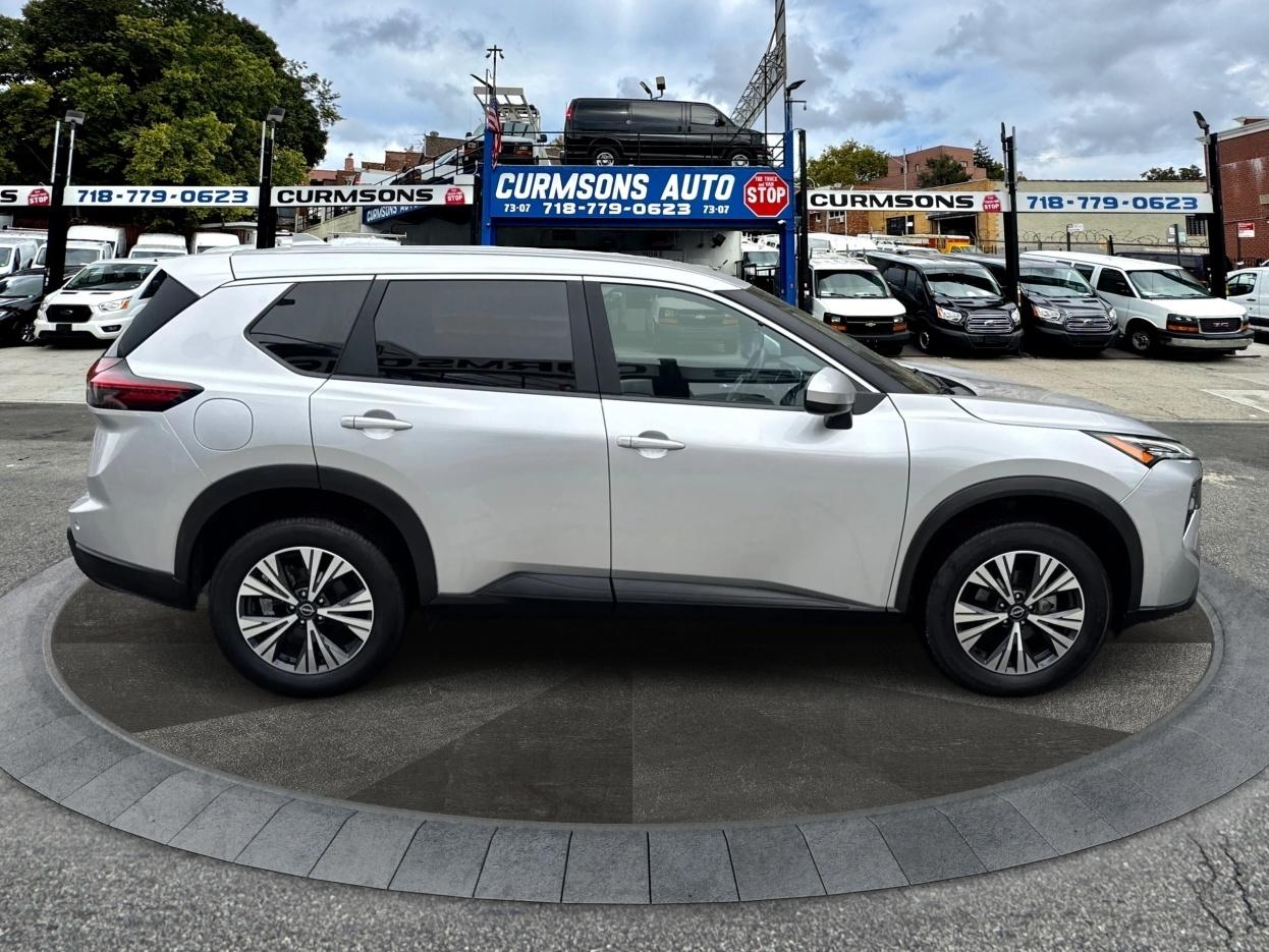 Nissan Rogue FWD SV 2024