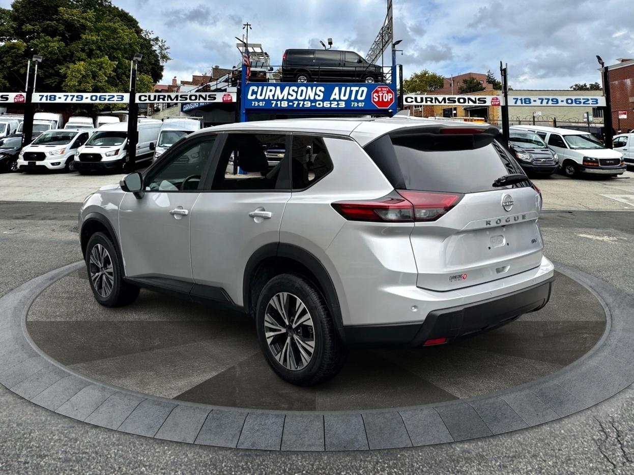 Nissan Rogue FWD SV 2024