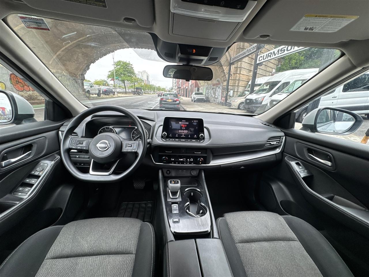 Nissan Rogue FWD SV 2024