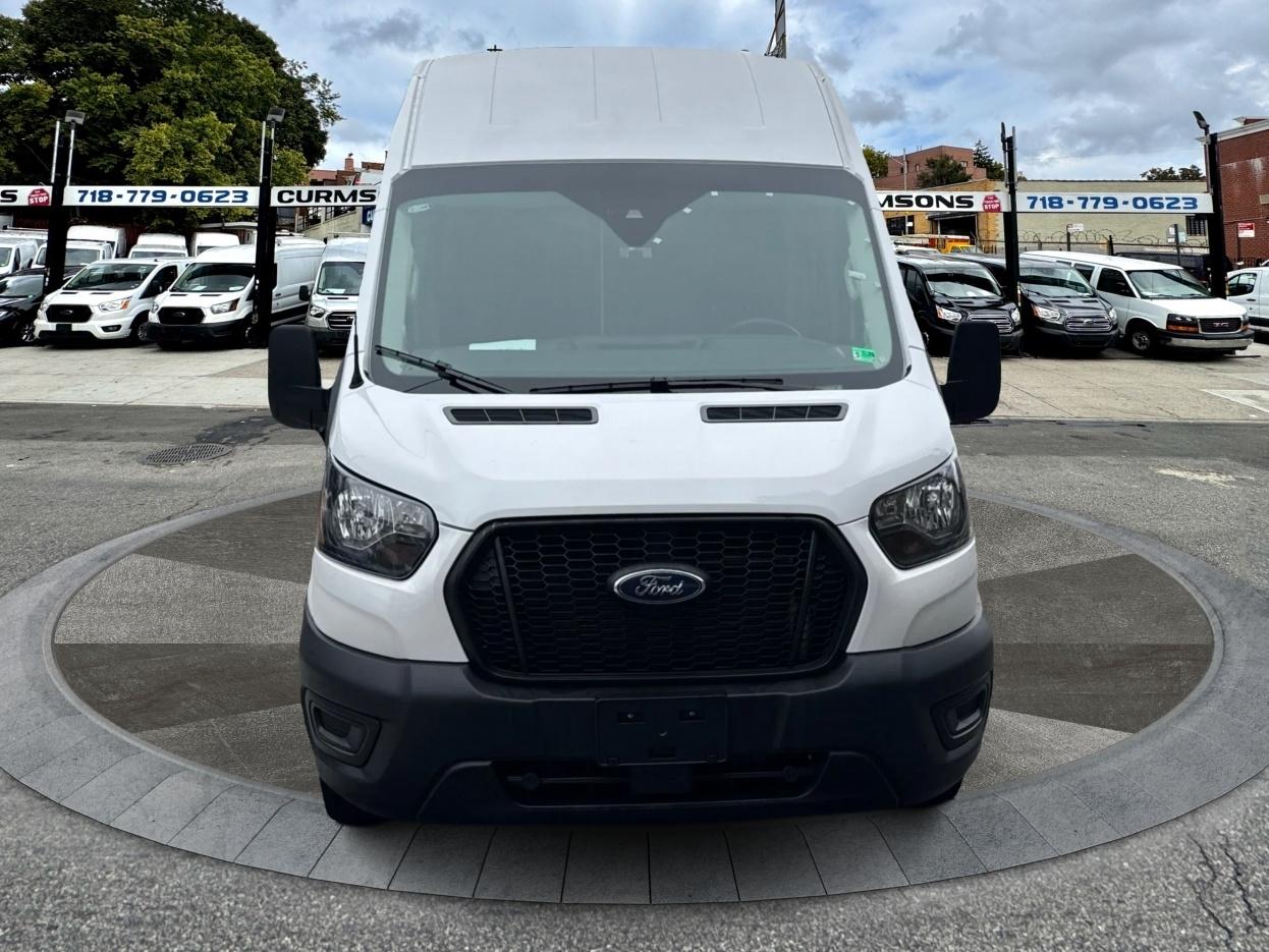Ford Transit Cargo Van T-250 148" Hi Rf 9070 GVWR RWD 2025