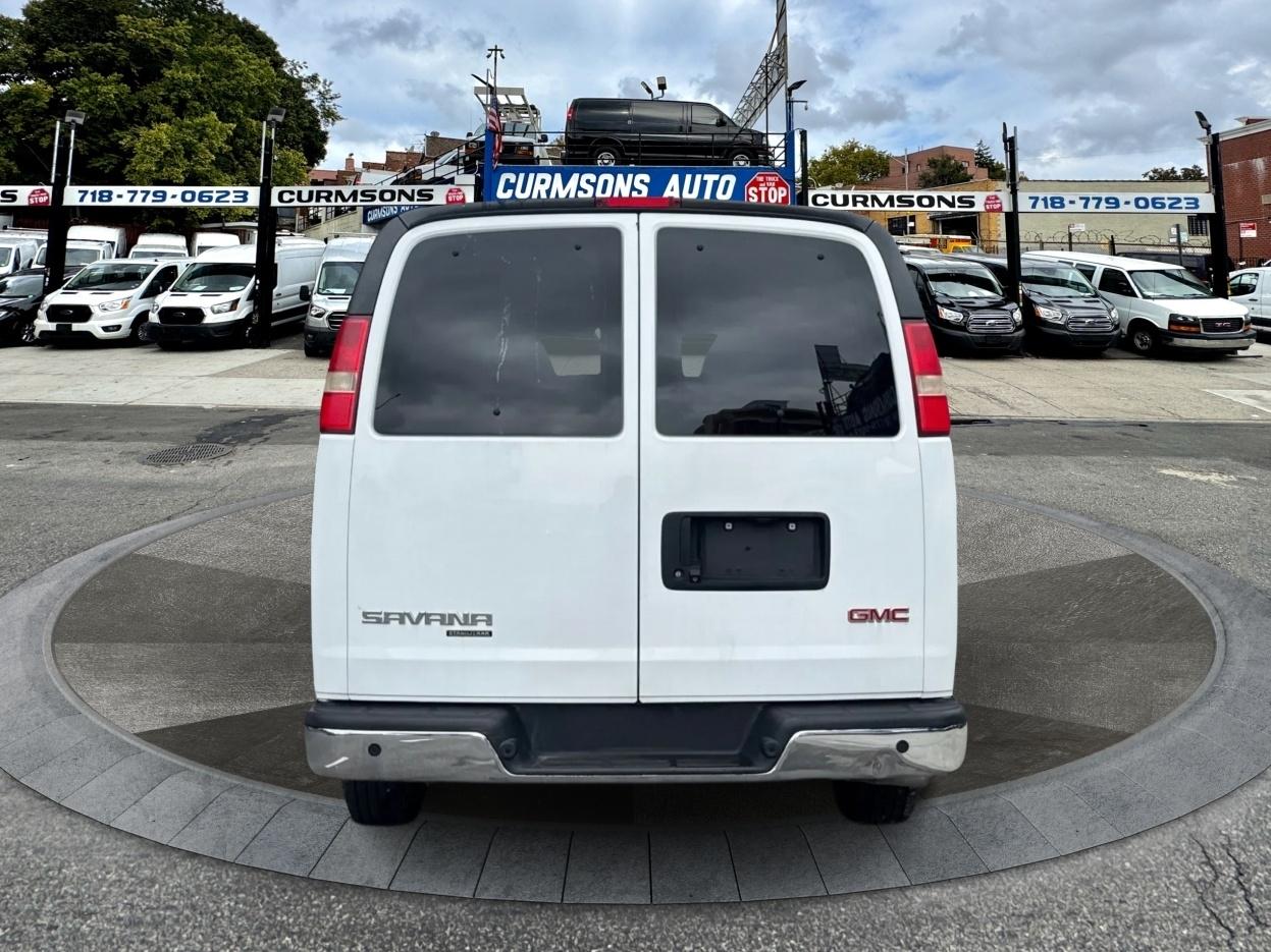 GMC Savana Passenger RWD 2500 135" LT 2014