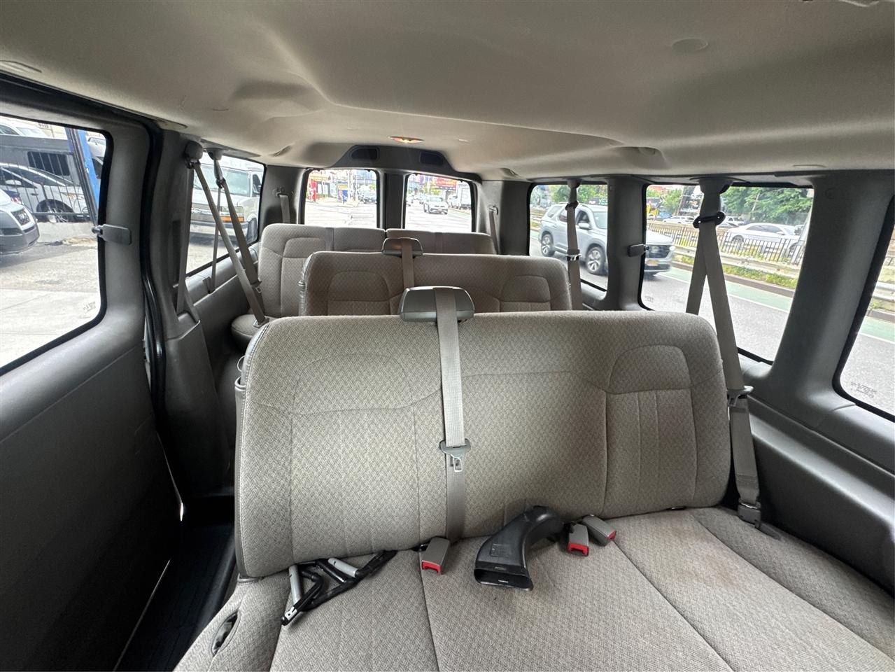 GMC Savana Passenger RWD 2500 135" LT 2014
