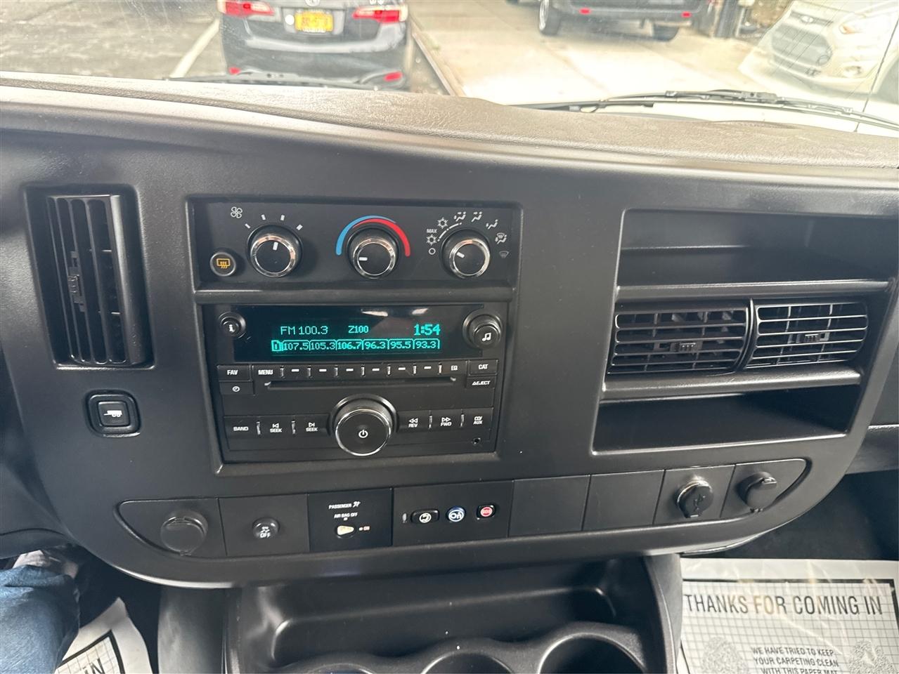 GMC Savana Passenger RWD 2500 135" LT 2014