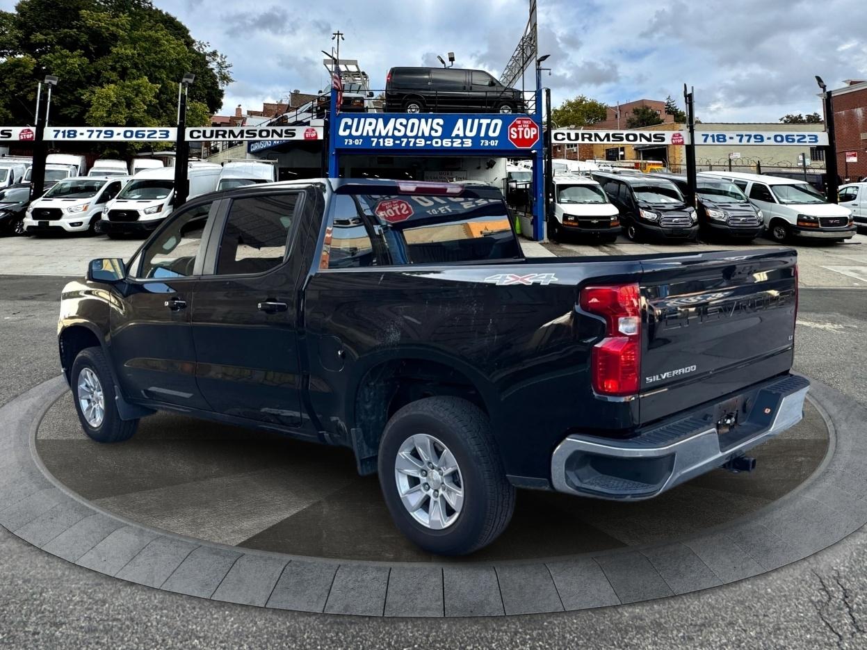 Chevrolet Silverado 1500 4WD Crew Cab 147" LT w/1LT 2026