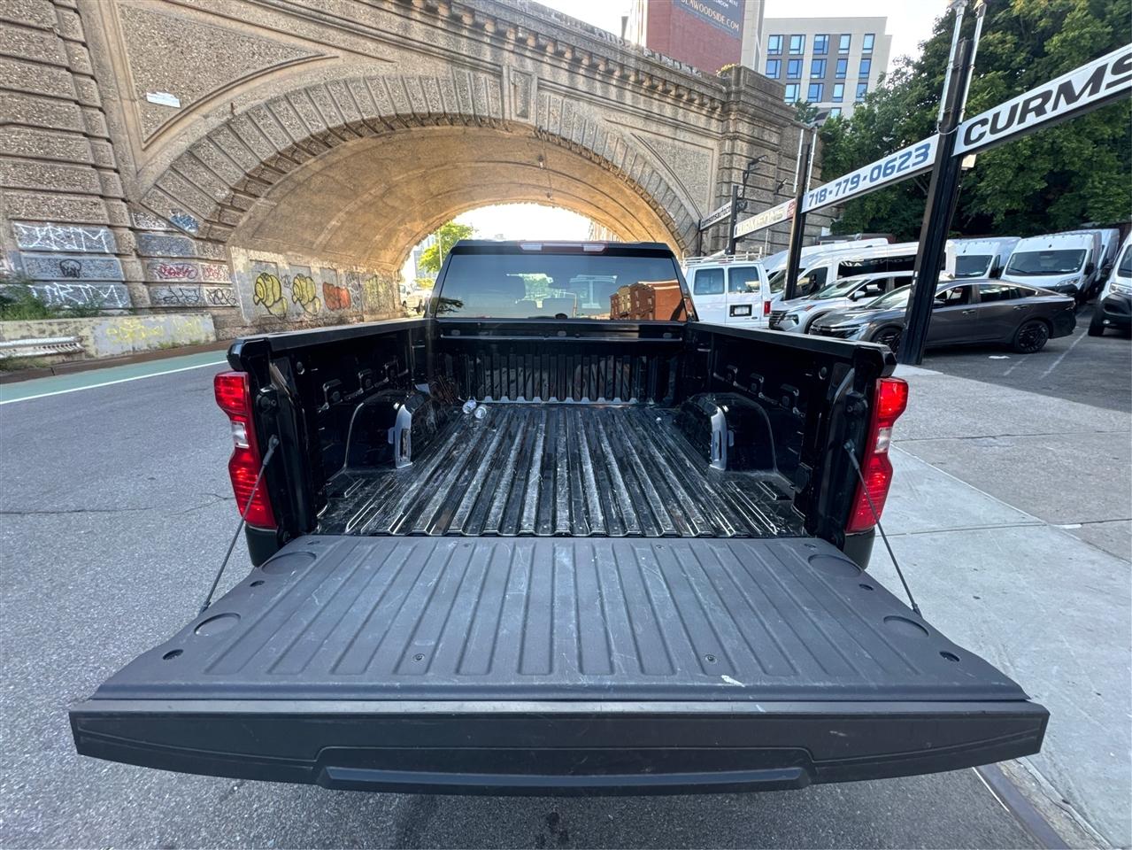 Chevrolet Silverado 1500 4WD Crew Cab 147" LT w/1LT 2026