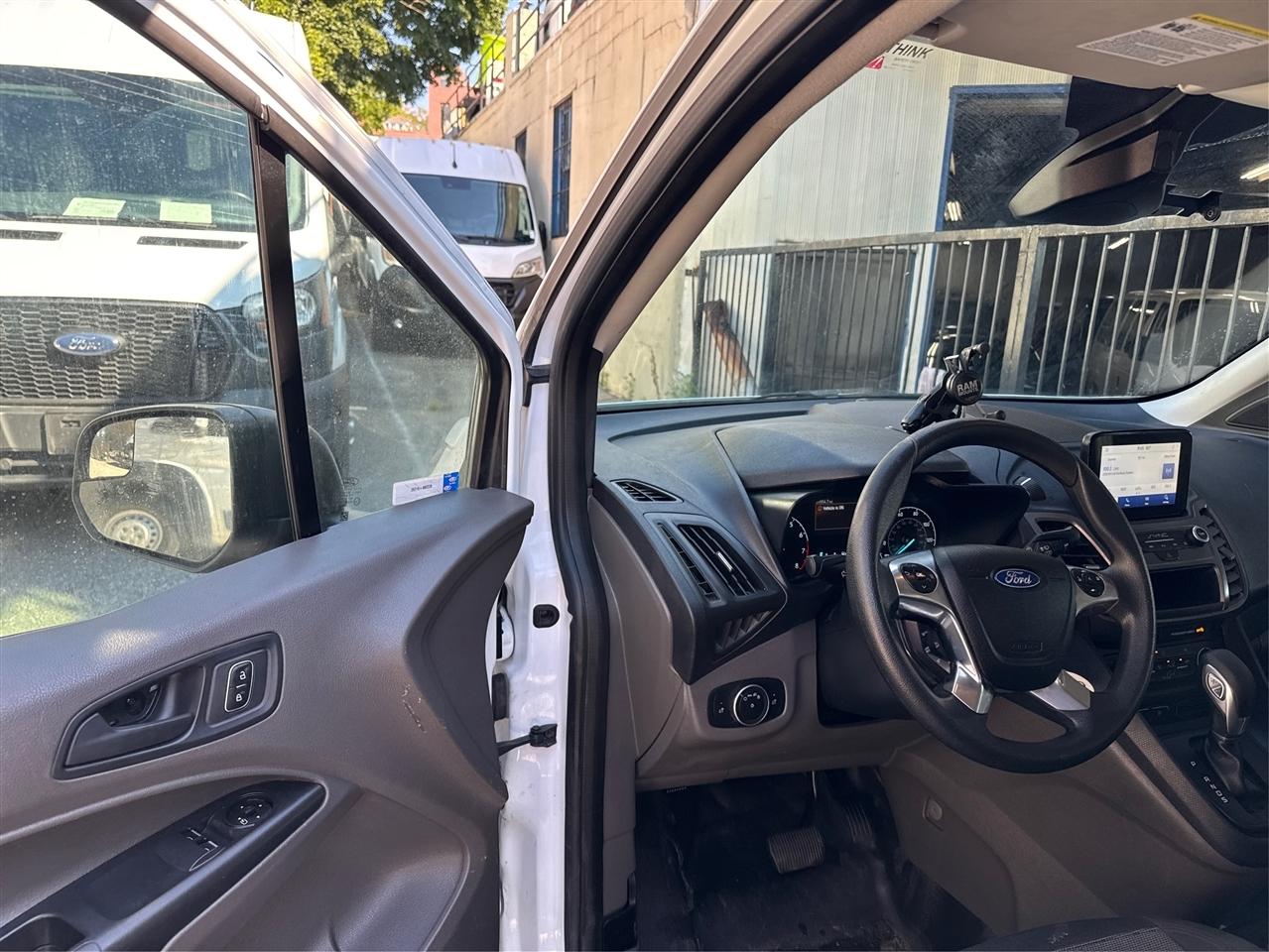 Ford Transit Connect Van XL LWB w/Rear Symmetrical Doors 2021