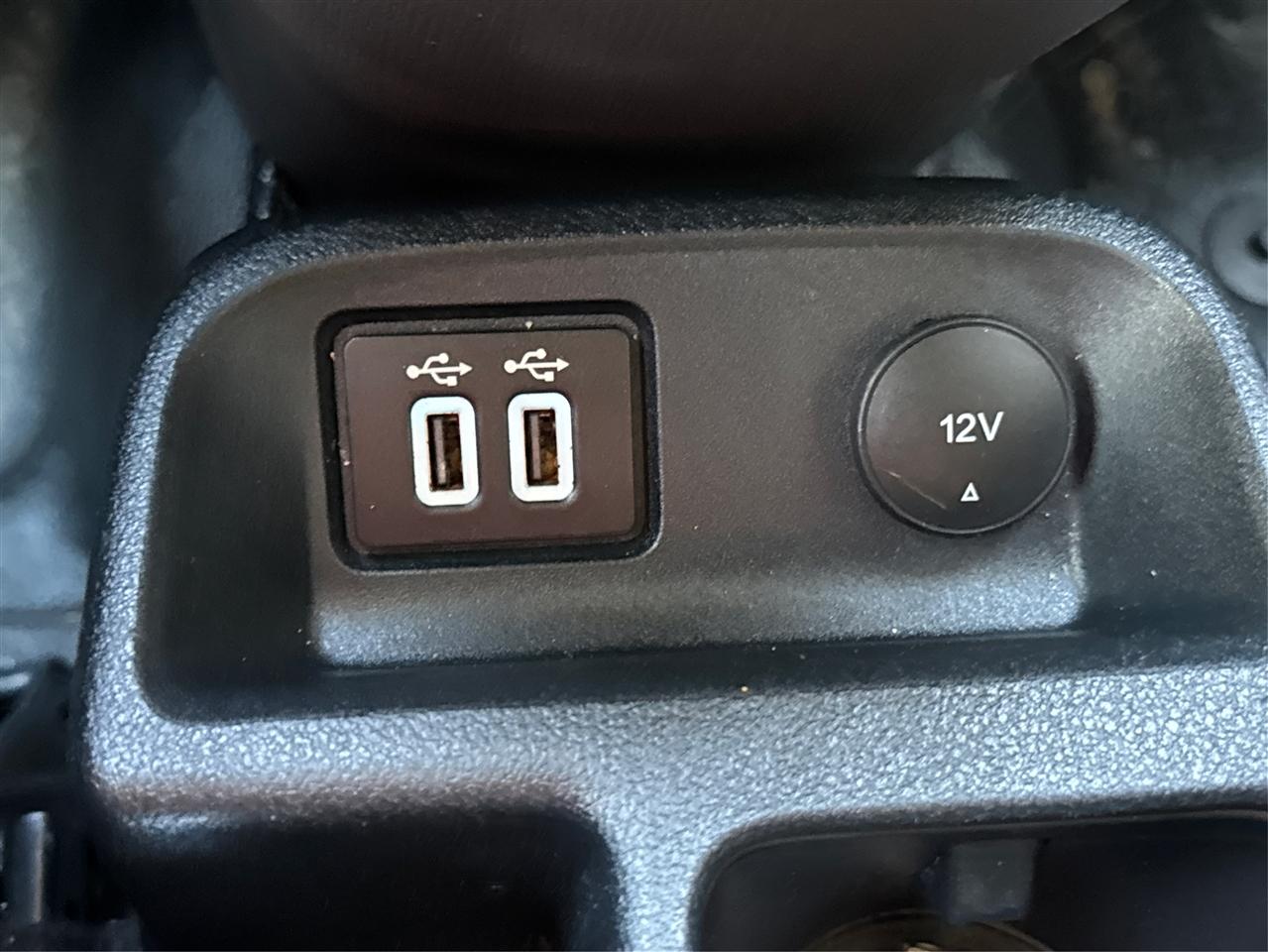 Ford Transit Connect Van XL LWB w/Rear Symmetrical Doors 2021