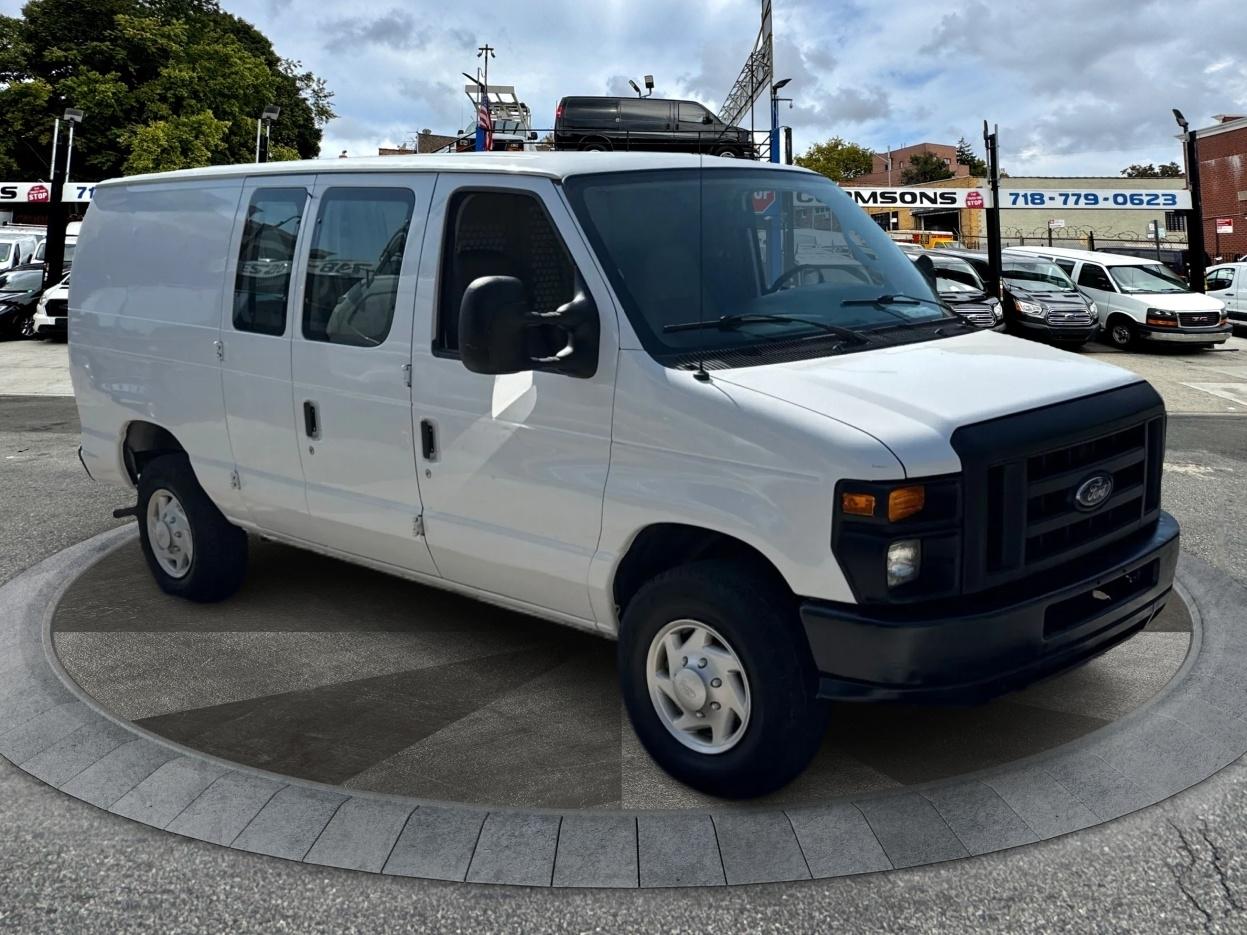2008 Ford Econoline Cargo Van E-250