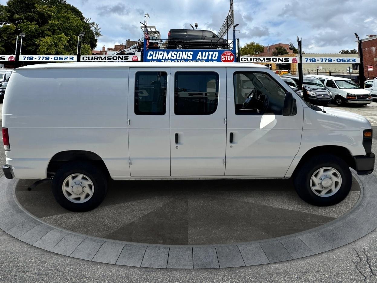 Ford Econoline Cargo Van E-250 2008