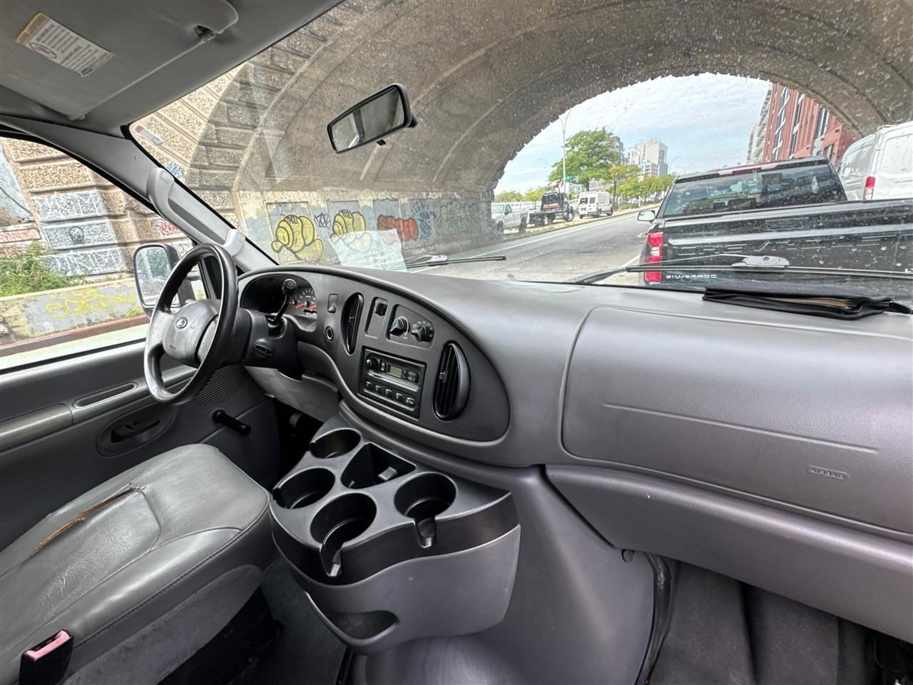 Ford Econoline Cargo Van E-250 2008