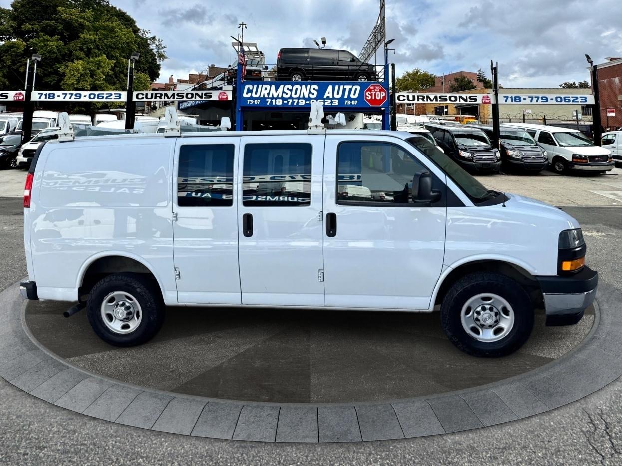 Chevrolet Express Cargo Van RWD 2500 135" 2020