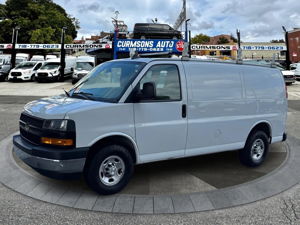Chevrolet Express Cargo Van RWD 2500 135" 2020