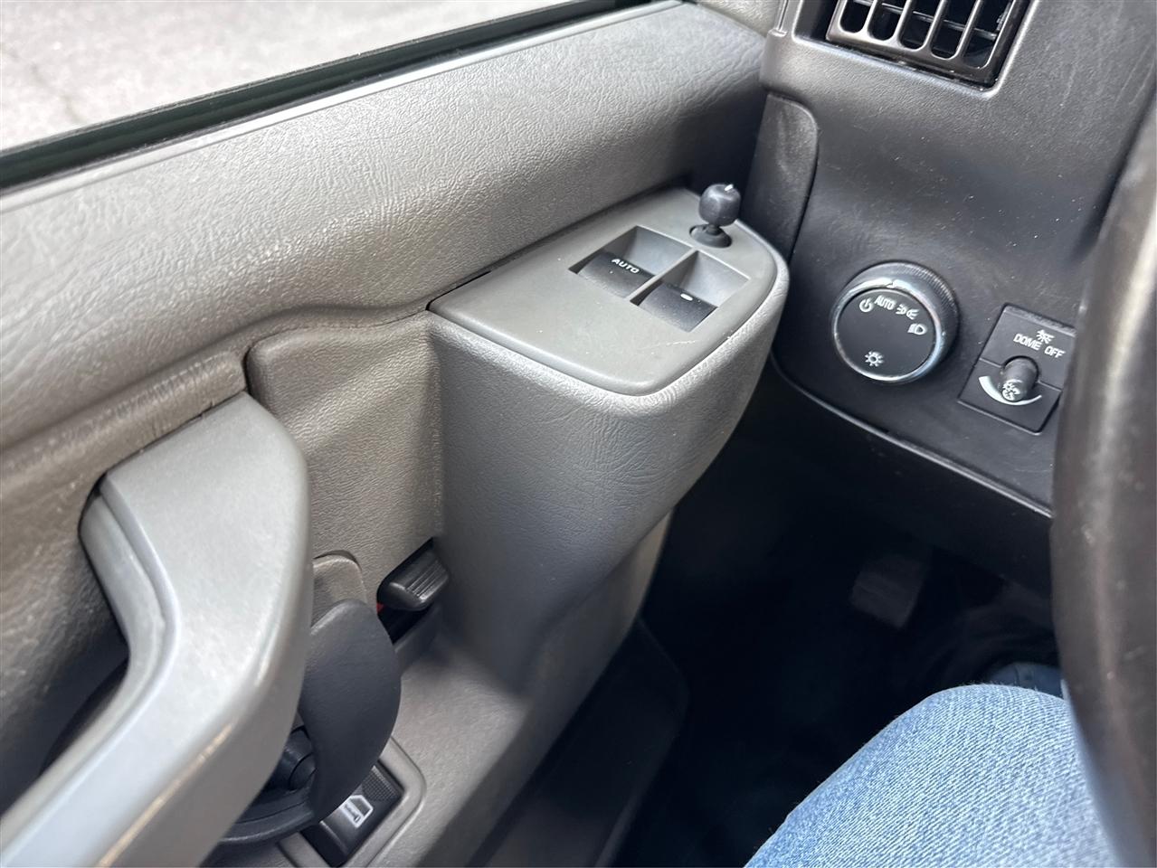 Chevrolet Express Cargo Van RWD 2500 135" 2020