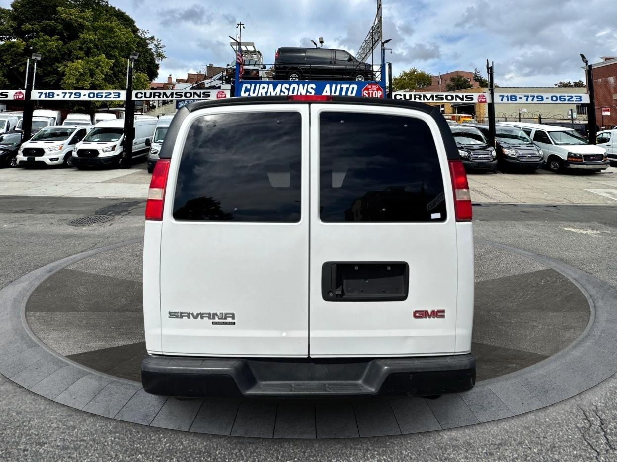 GMC Savana Passenger RWD 2500 135" LS 2016