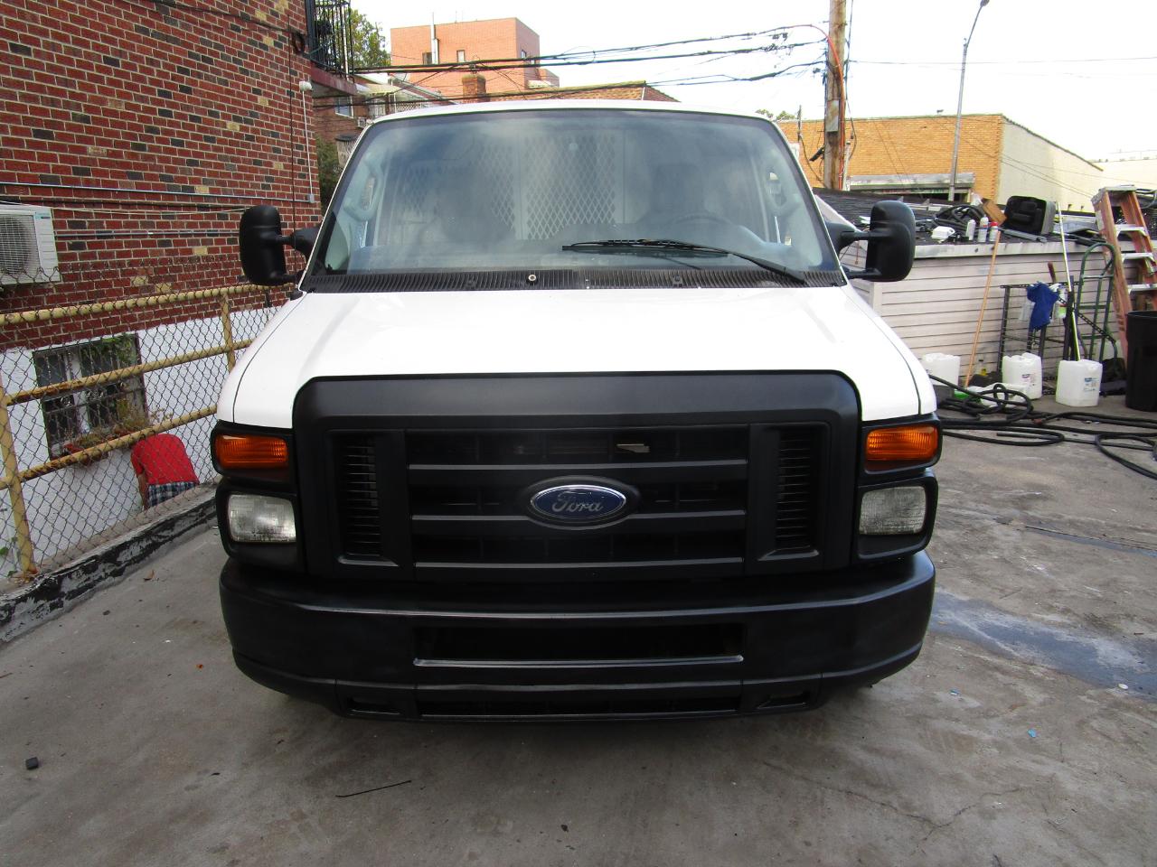 Ford Econoline Cargo Van E-150 Commercial 2012