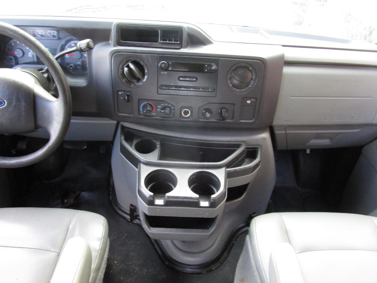 Ford Econoline Cargo Van E-150 Commercial 2012