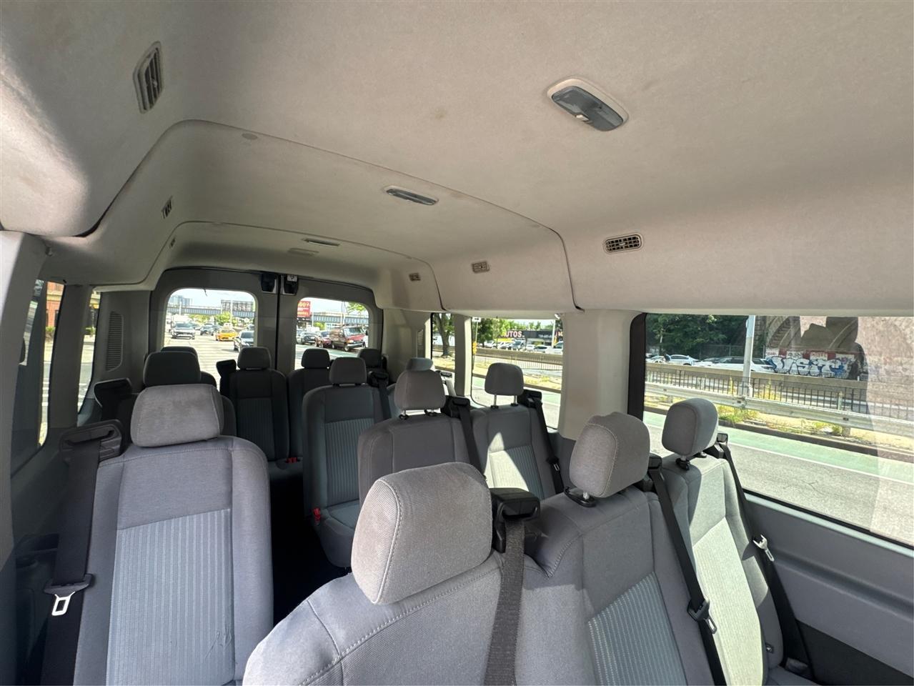 Ford Transit Wagon T-350 148" Med Roof XL Sliding RH Dr 2017