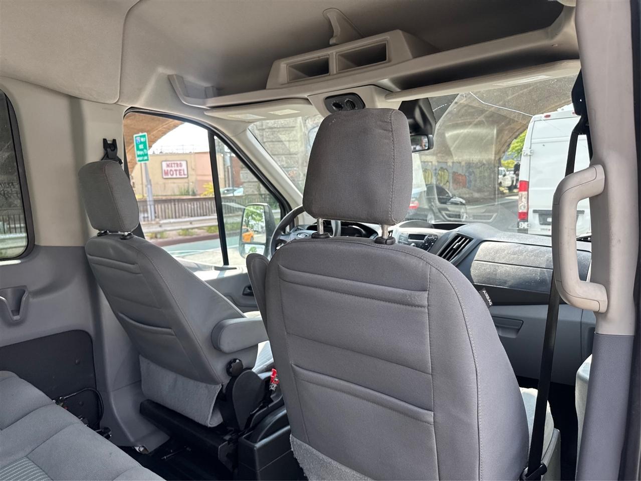 Ford Transit Wagon T-350 148" Med Roof XL Sliding RH Dr 2017
