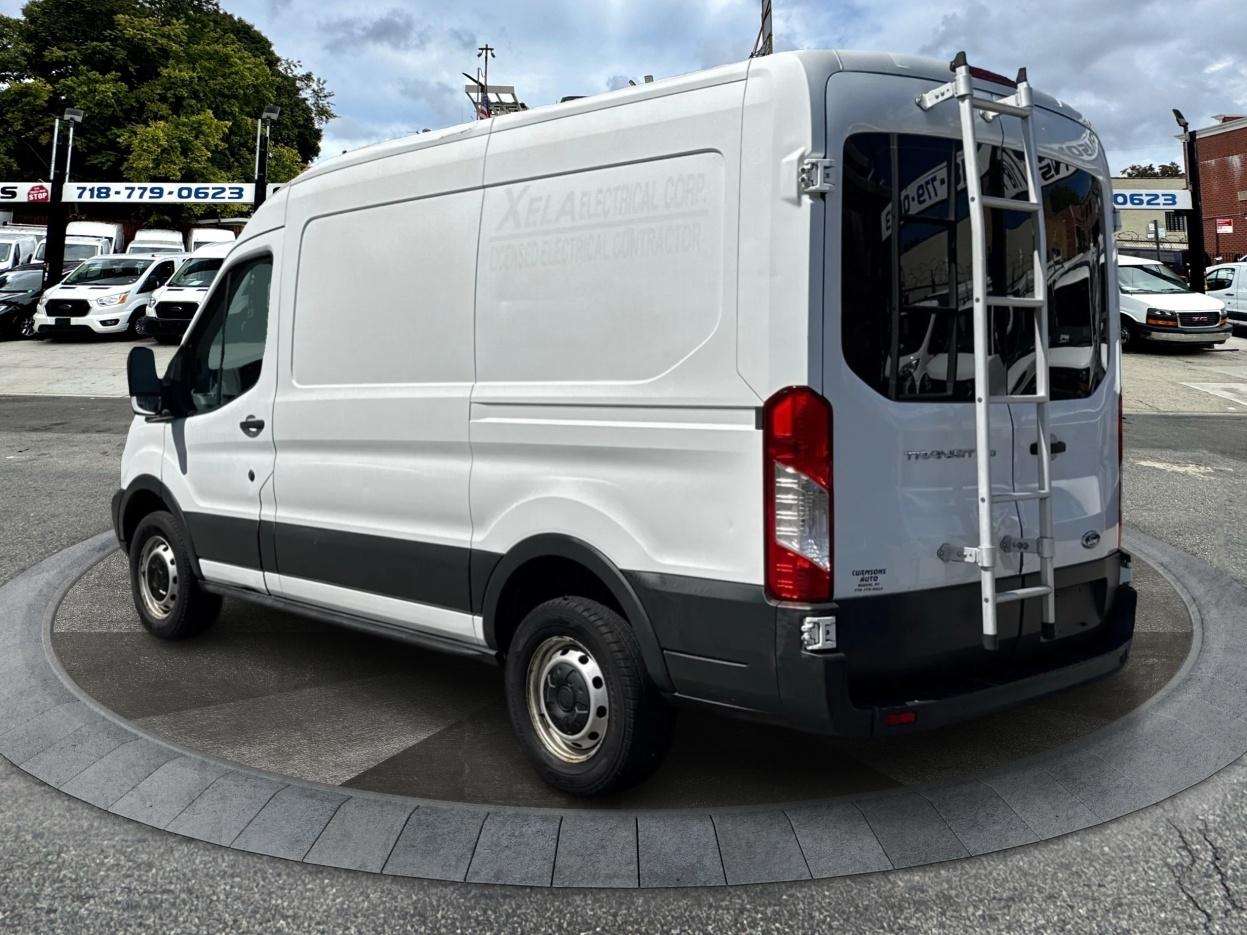 Ford Transit Cargo Van T-250 130" Med Rf 9000 GVWR Sliding RH Dr 2015