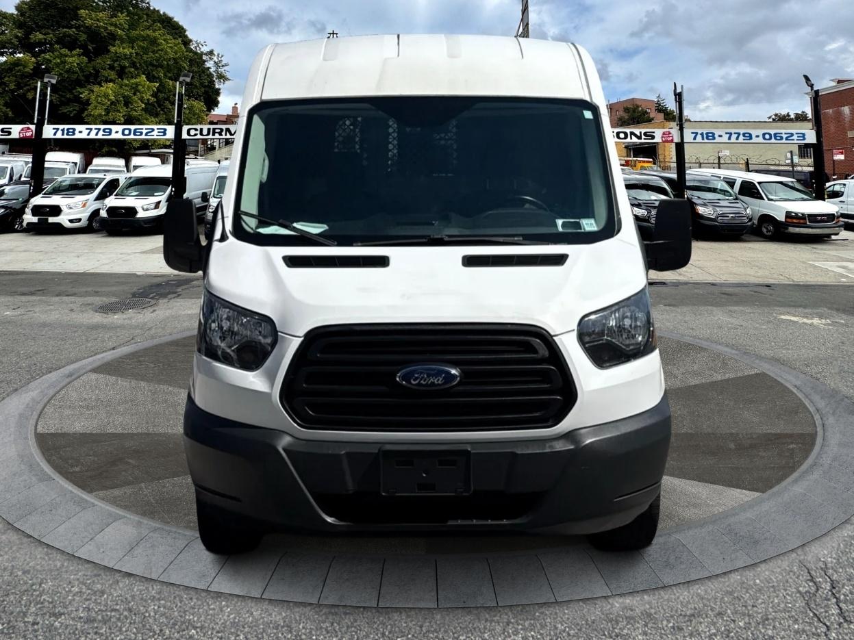 Ford Transit Cargo Van T-250 130" Med Rf 9000 GVWR Sliding RH Dr 2015