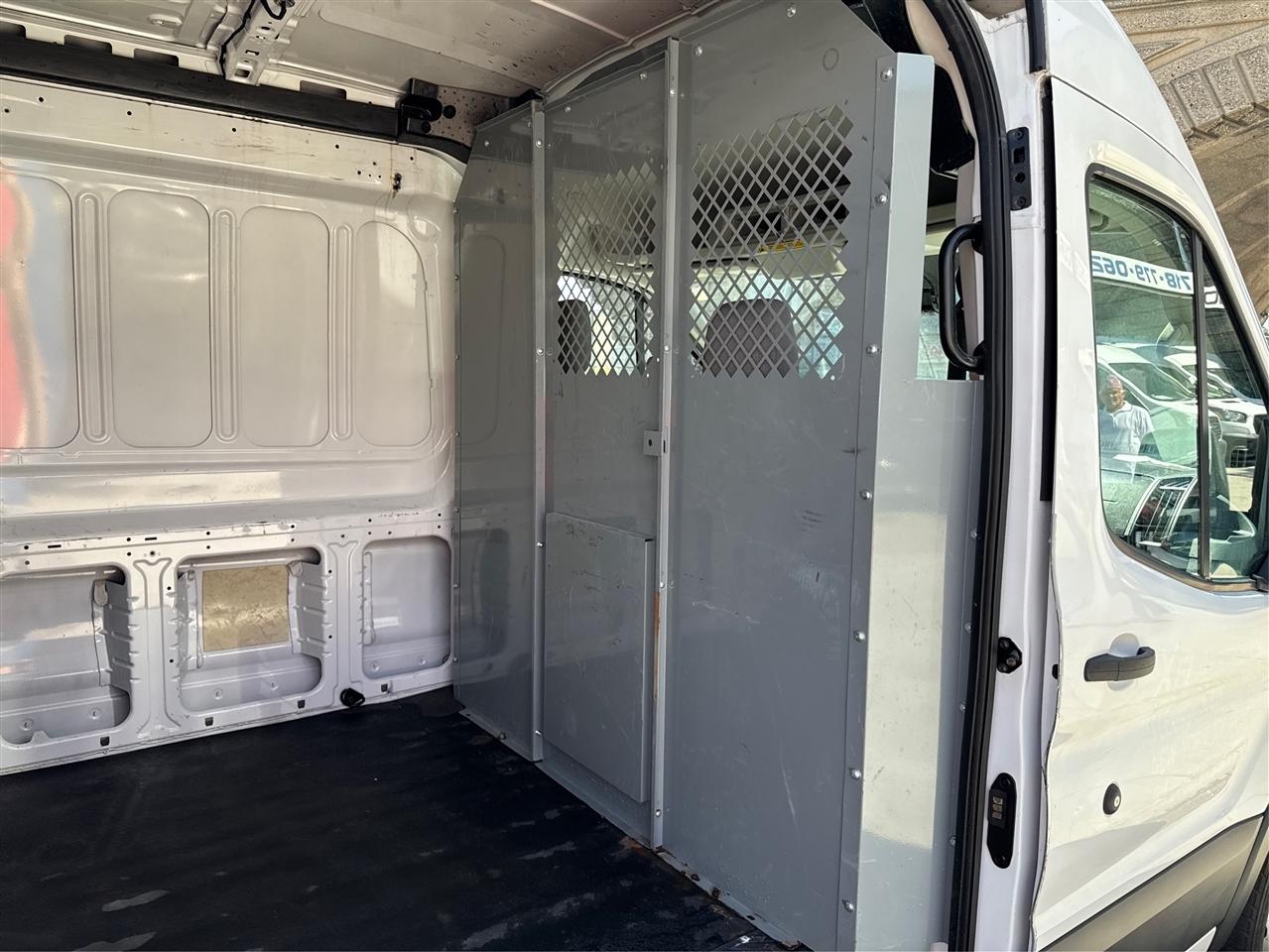 Ford Transit Cargo Van T-250 130" Med Rf 9000 GVWR Sliding RH Dr 2015