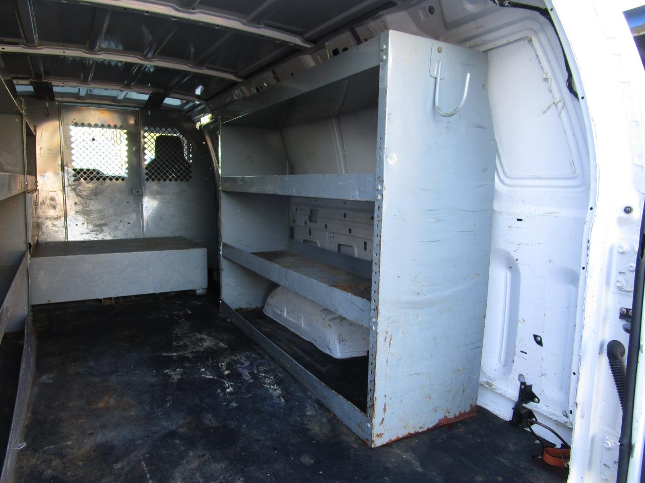 Ford Econoline Cargo Van E-350 Super Duty Ext Commercial 2013
