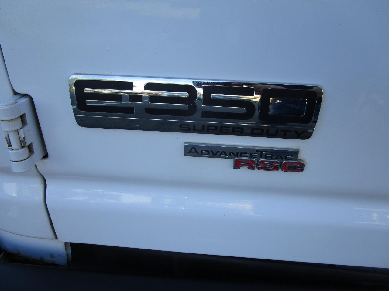 Ford Econoline Cargo Van E-350 Super Duty Ext Commercial 2013