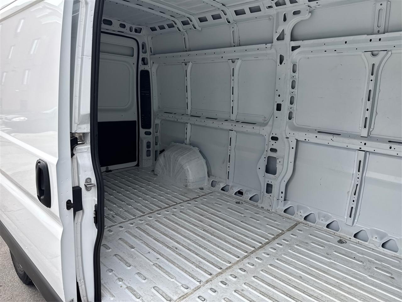 RAM ProMaster Cargo Van Tradesman 3500 High Roof 159" WB w/Pass Seat 2025