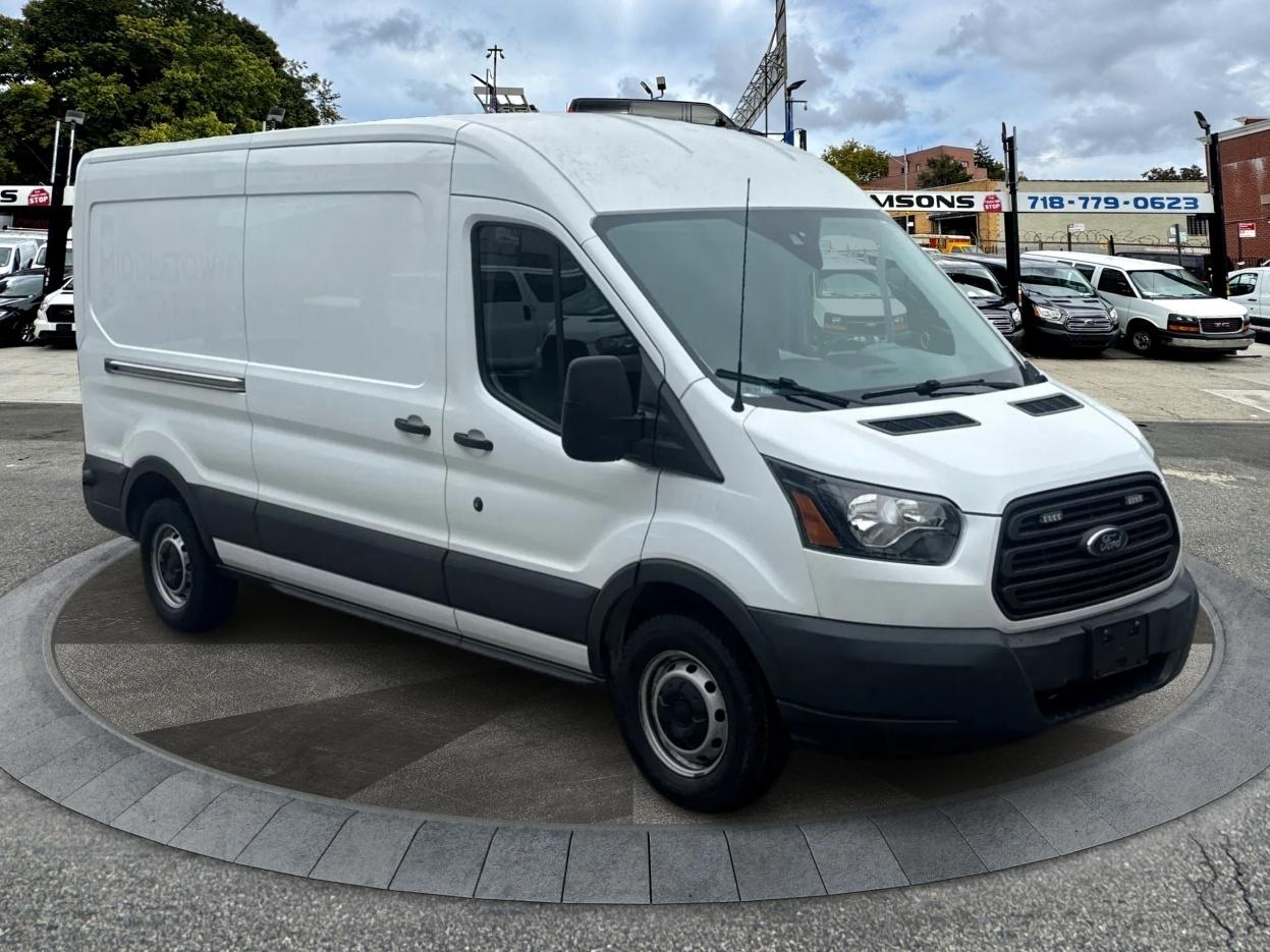 2018 Ford Transit Van T-150 148" Med Rf 8600 GVWR Sliding RH Dr