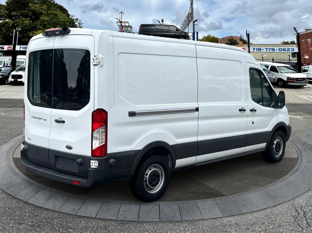 Ford Transit Van T-150 148" Med Rf 8600 GVWR Sliding RH Dr 2018