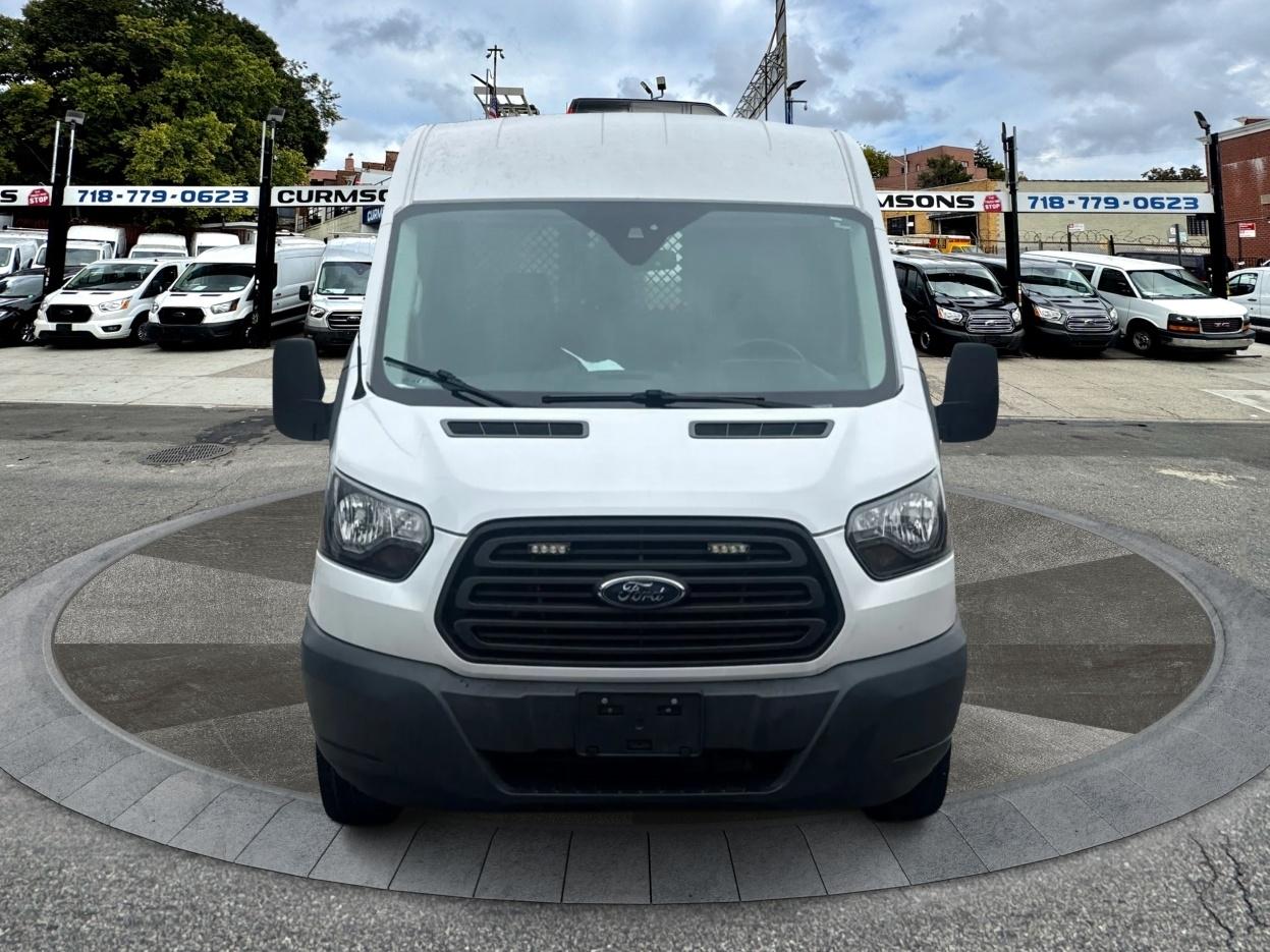 Ford Transit Van T-150 148" Med Rf 8600 GVWR Sliding RH Dr 2018