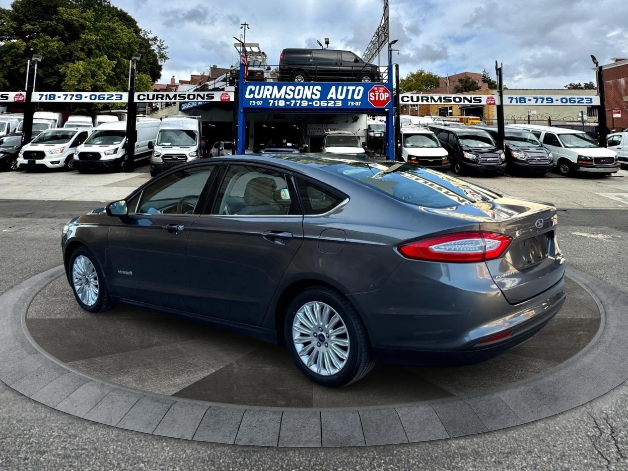 Ford Fusion 4dr Sdn S Hybrid FWD 2015