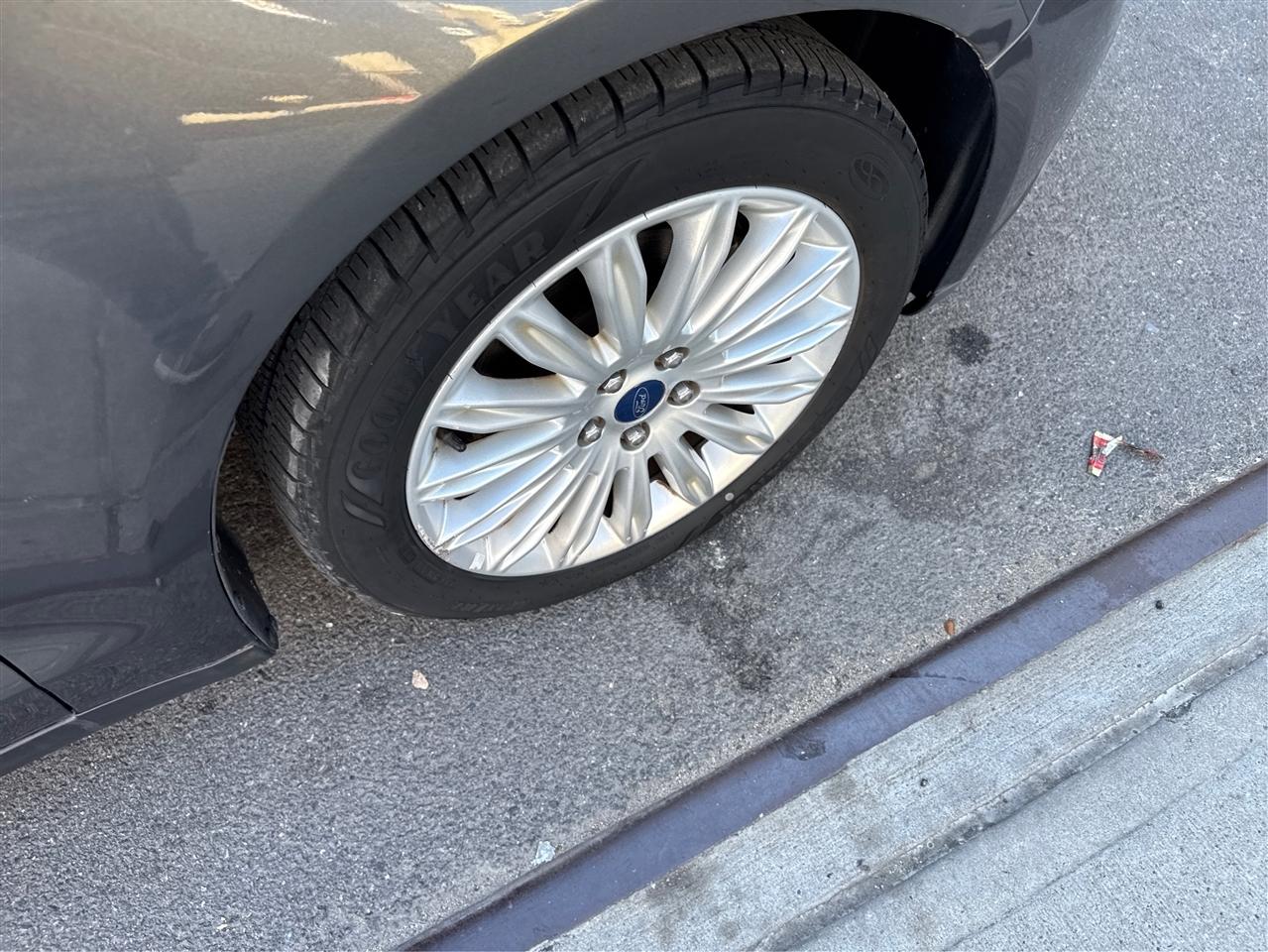Ford Fusion 4dr Sdn S Hybrid FWD 2015