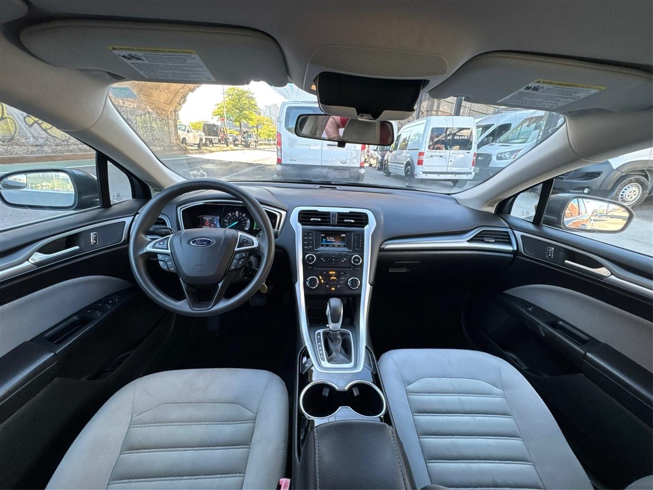 Ford Fusion 4dr Sdn S Hybrid FWD 2015