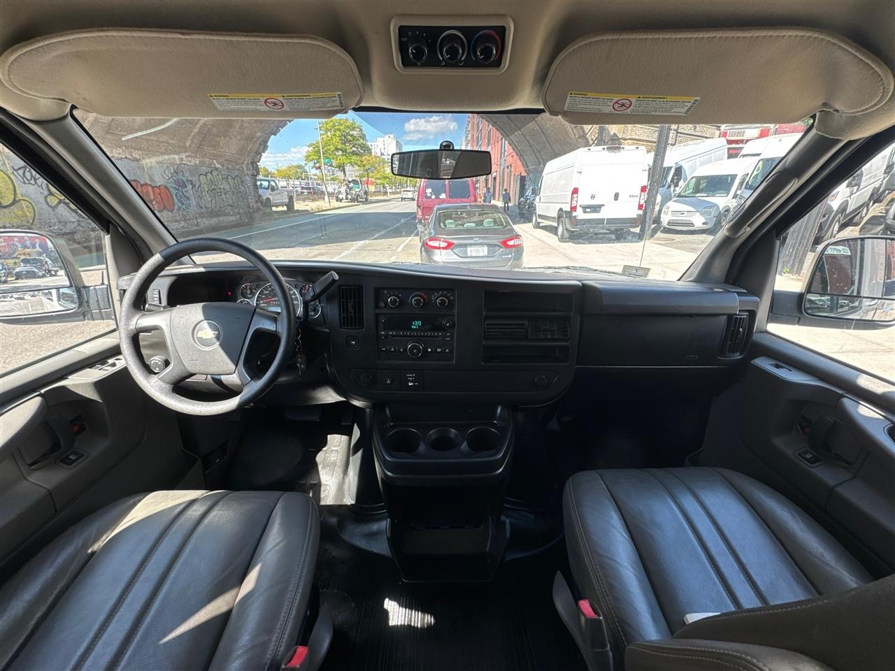 Chevrolet Express Passenger RWD 2500 135" LS 2013