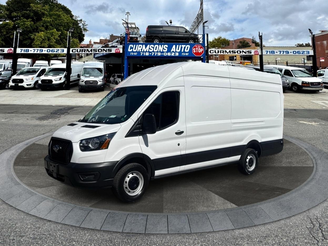 Ford Transit Cargo Van T-250 148" EL Hi Rf 9070 GVWR RWD 2025