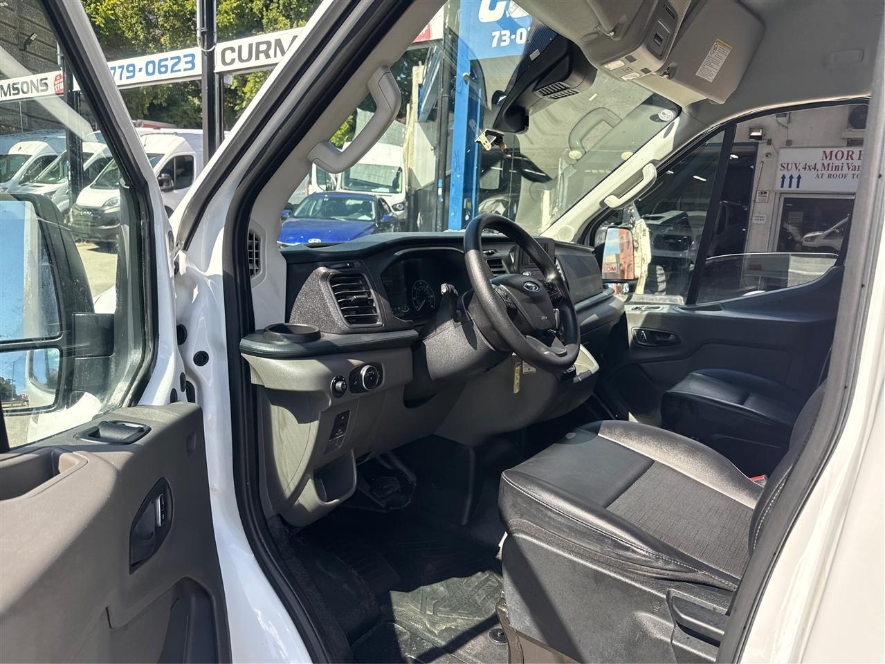 Ford Transit Cargo Van T-250 148" EL Hi Rf 9070 GVWR RWD 2025