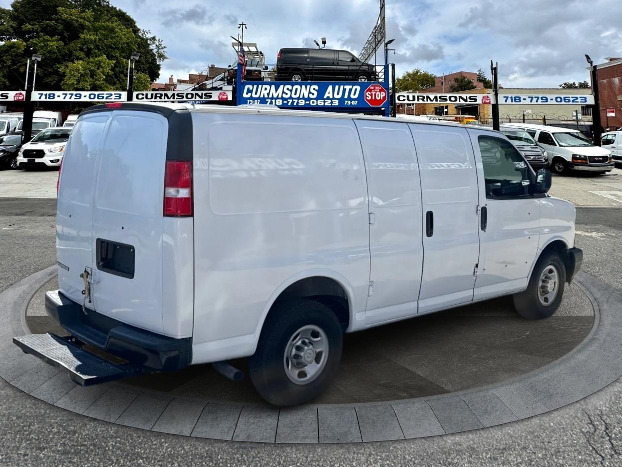 Chevrolet Express Cargo Van RWD 2500 135" 2017