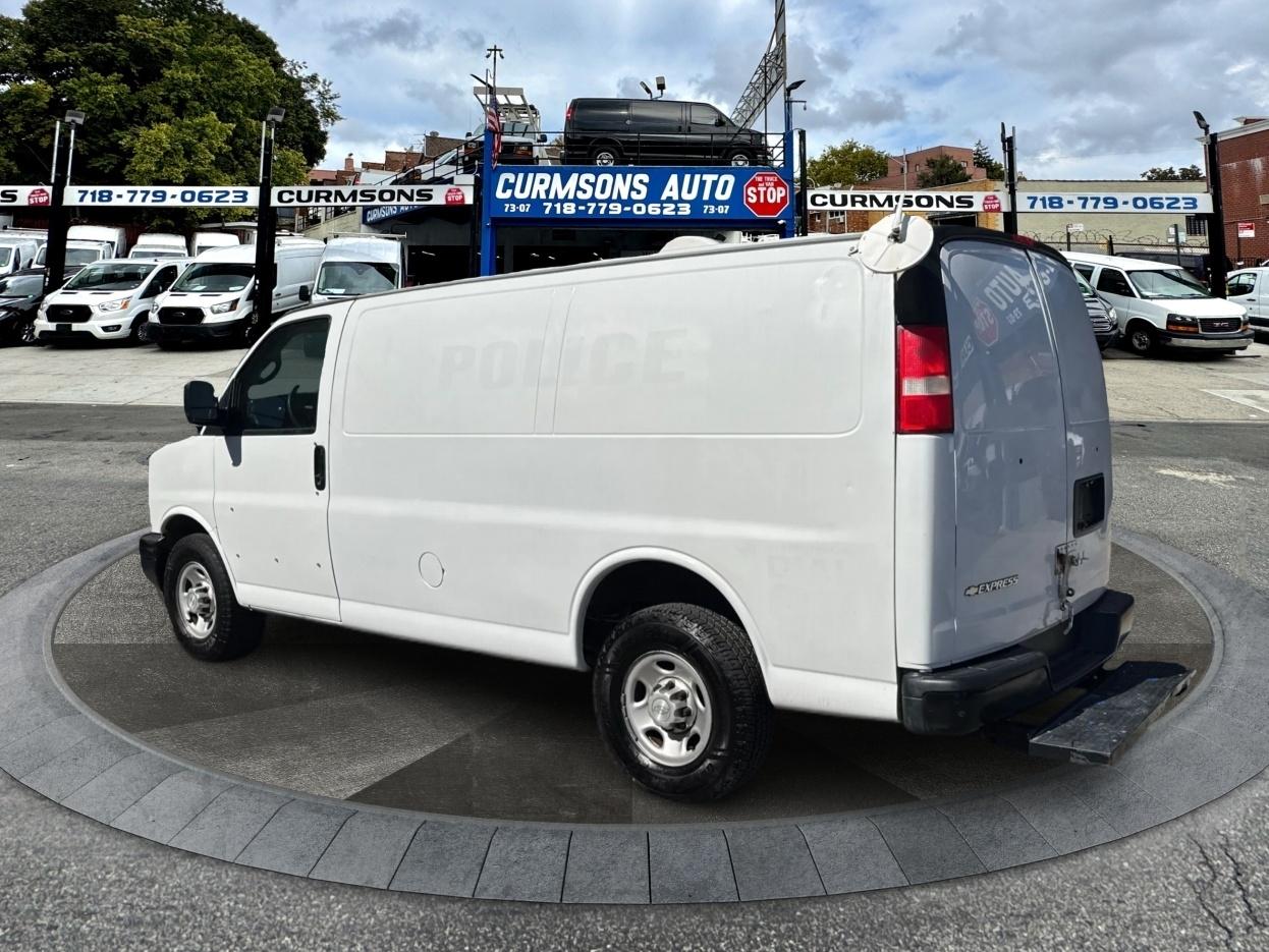 Chevrolet Express Cargo Van RWD 2500 135" 2017